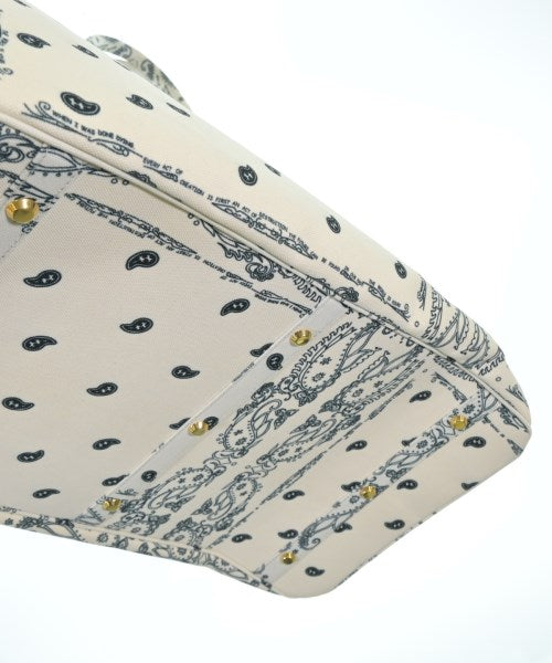 THE WORLD IS YOURS 其他包款