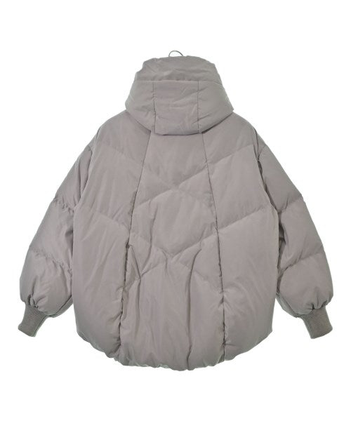 ayane 羽絨夾克/背心