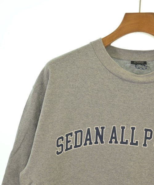 SEDAN ALL-PURPOSE T恤/上衣