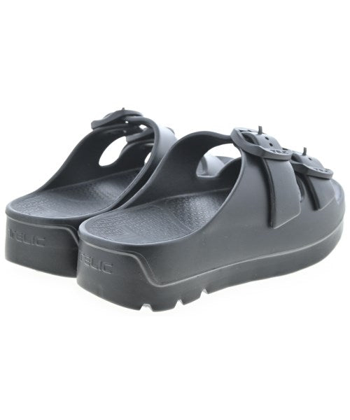 TELIC 涼鞋