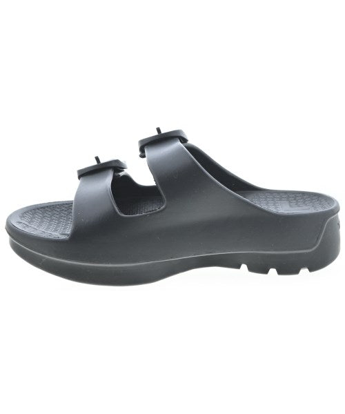 TELIC 涼鞋