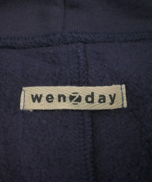 wenzday 連帽衫