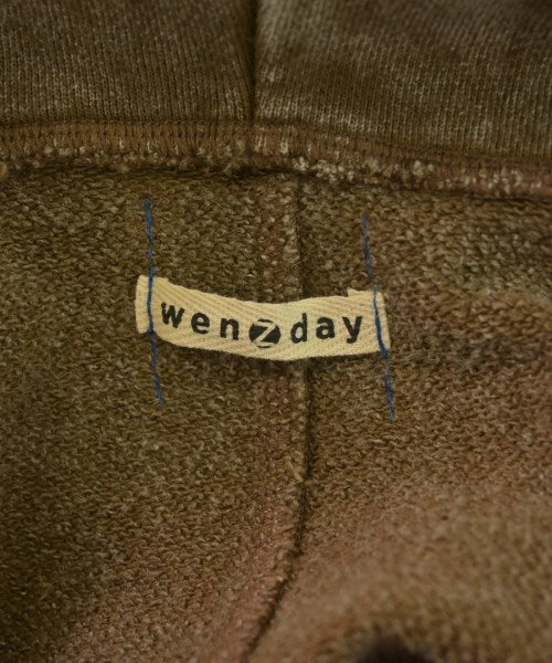 wenzday 連帽衫