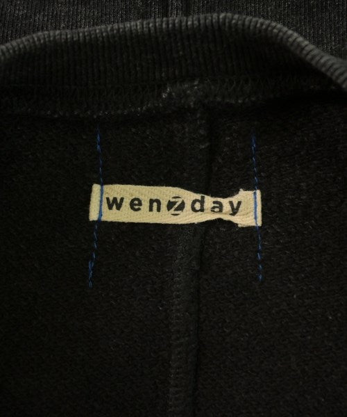 wenzday 運動衫