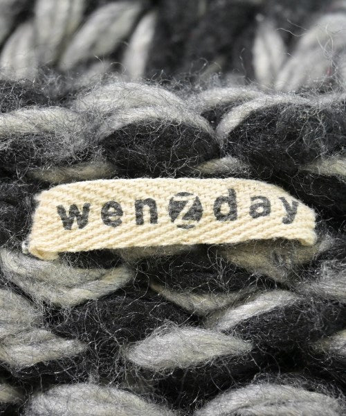 wenzday 毛衣