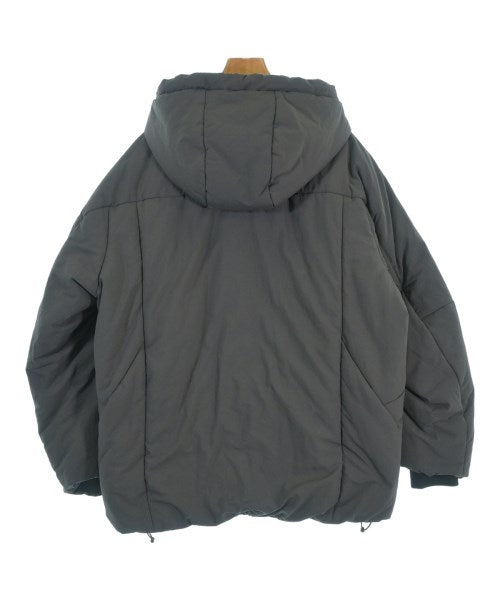 LANTERN 羽絨夾克/背心