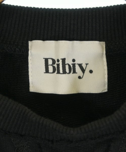 bibiy. T恤/上衣