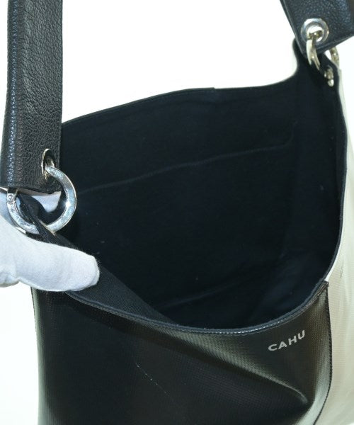 CAHU 肩背包