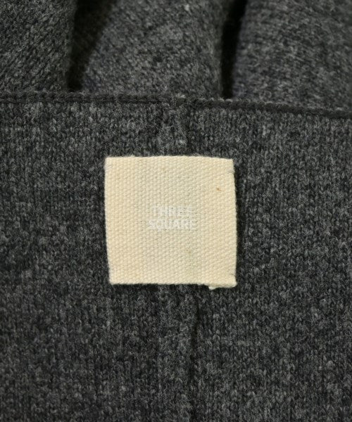 THREE SQUARE 毛衣