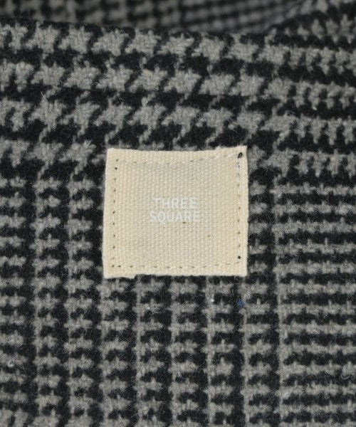 THREE SQUARE 背心