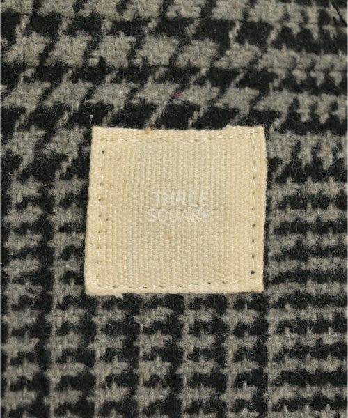 THREE SQUARE 背心