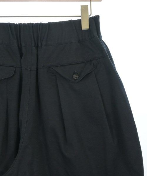 UNTRACE 短褲