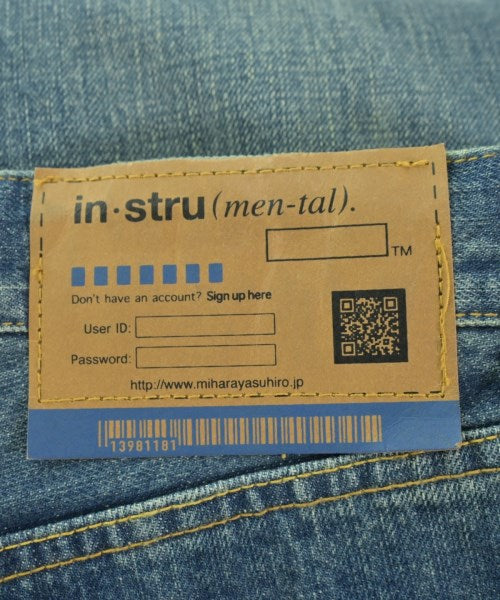 in・stru(men-tal). 牛仔褲