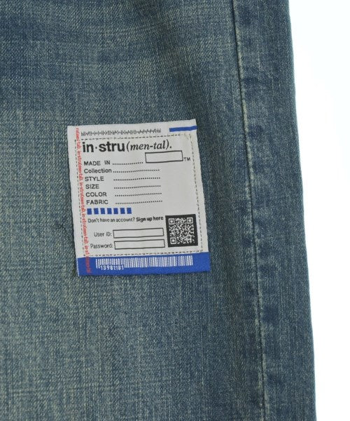 in・stru(men-tal). 牛仔褲