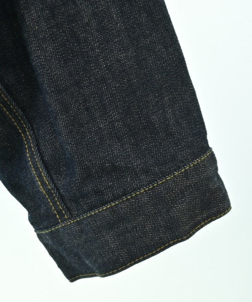 in・stru(men-tal). 牛仔夾克