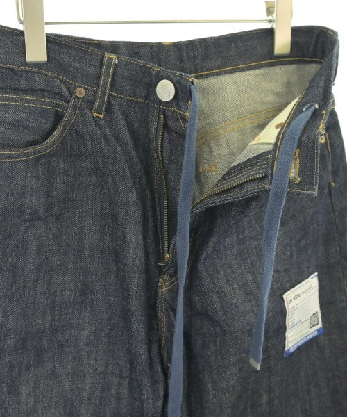 in・stru(men-tal). 牛仔褲