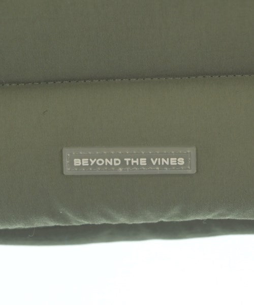 Beyond The Vines 肩背包