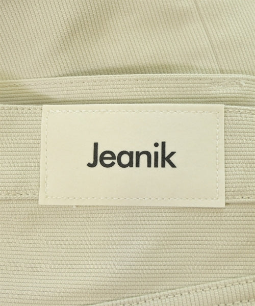 Jeanik 休