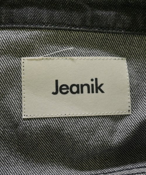 Jeanik 牛仔夾克