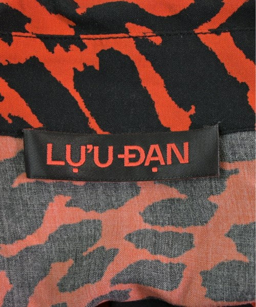 LU'U DAN 休襯衫