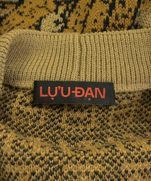 LU'U DAN 毛衣