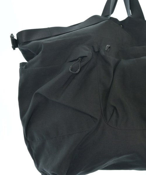CMF OUTDOOR GARMENT 肩背包