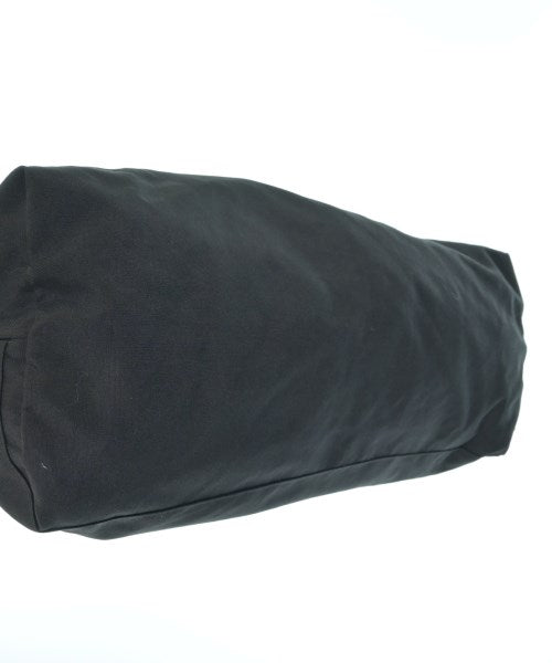 CMF OUTDOOR GARMENT 肩背包