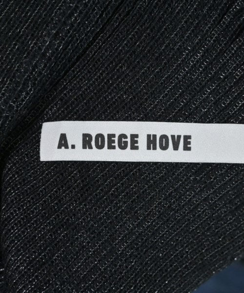 A. ROEGE HOVE 毛衣