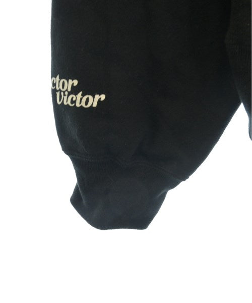VICTOR VICTOR 連帽衫