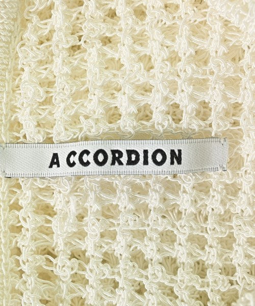 A CCORDION 開襟衫