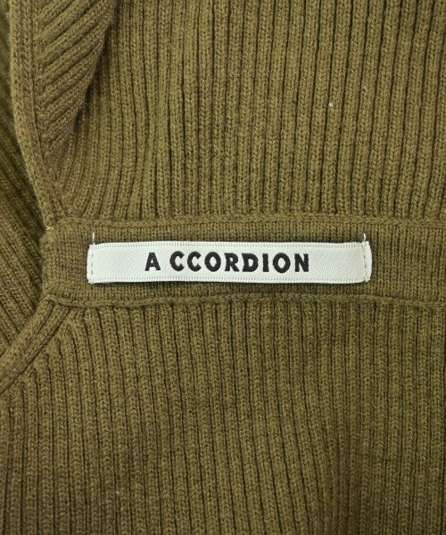 A CCORDION 開襟衫