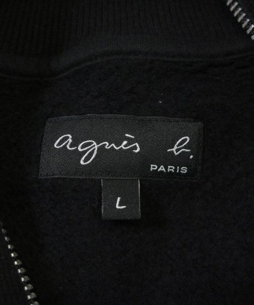 Agnes b. 運動衫