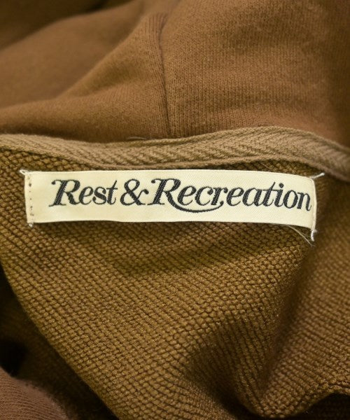 Rest&Recreation 連帽衫