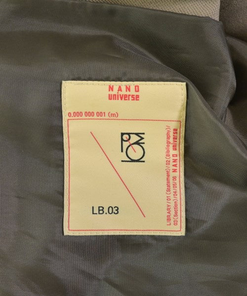 LB.03 Section 支撐領外套