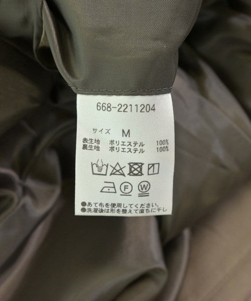LB.03 Section 支撐領外套